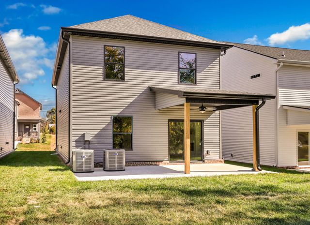 33 Charleston Cove Way, Clarksville, TN 37043