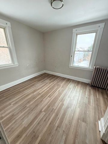 64 Parkview Avenue, Newport, KY 41071