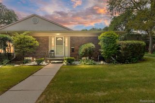 22333 Kinyon Street, Taylor, MI 48180