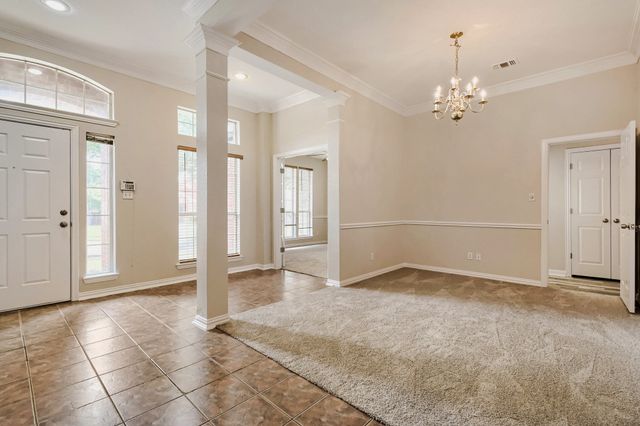 2306 Everton Drive, Arlington, TX 76001