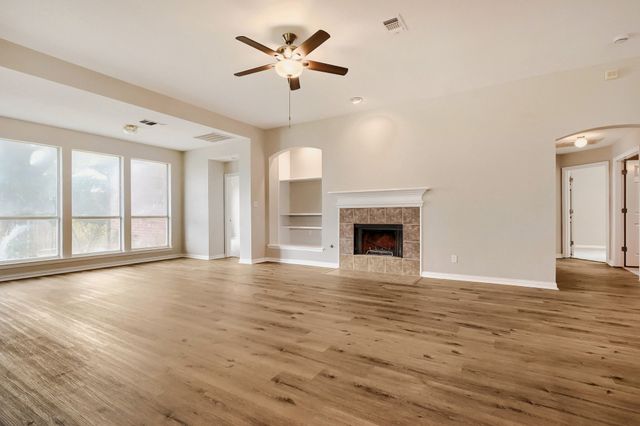2306 Everton Drive, Arlington, TX 76001