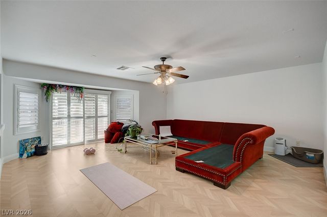 9143 Amber Waves Street, Las Vegas, NV 89123