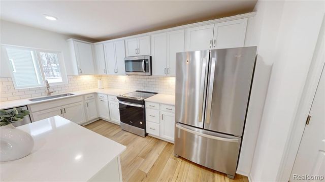 9171 Dogwood Lane, Dexter, MI 48130