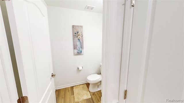 9171 Dogwood Lane, Dexter, MI 48130