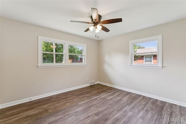 160 Saint Patrick Lane, Florissant, MO 63031