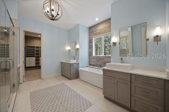 10 Manor Court Ln, Hilton Head Island, SC 29926