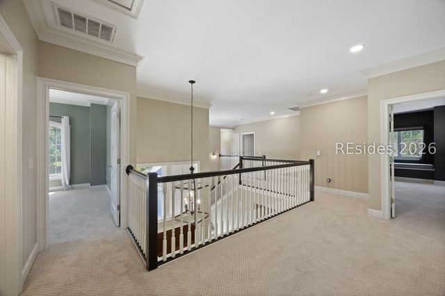 10 Manor Court Ln, Hilton Head Island, SC 29926