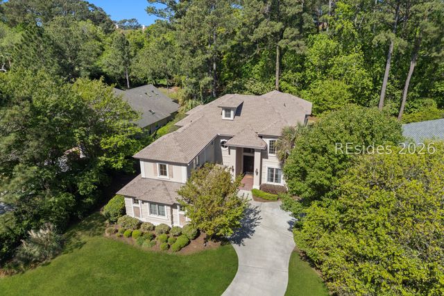 10 Manor Court Ln, Hilton Head Island, SC 29926