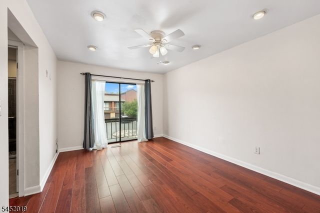 510 Auten Rd 3D 3D, Hillsborough Twp., NJ 08844