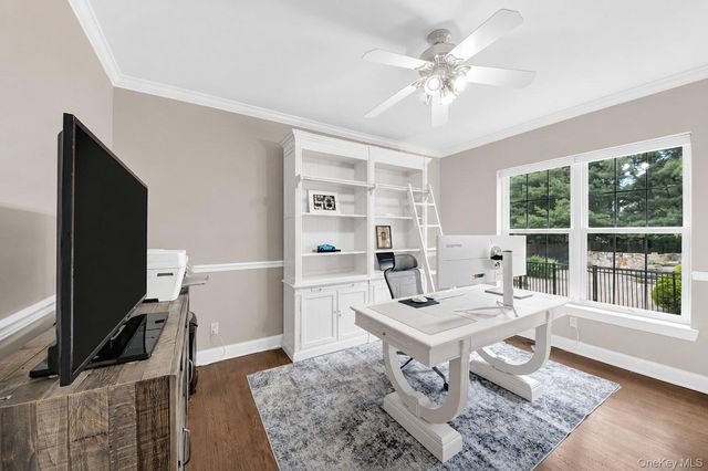 9 Tyler Court, Mahopac, NY 10541