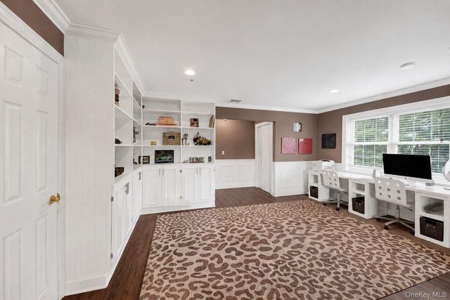 9 Tyler Court, Mahopac, NY 10541