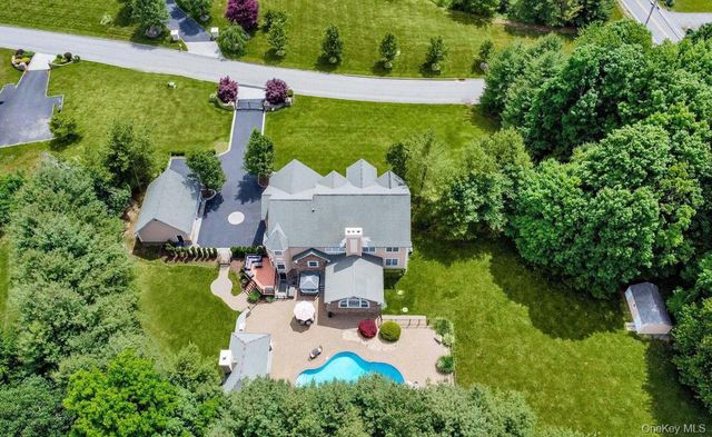 9 Tyler Court, Mahopac, NY 10541