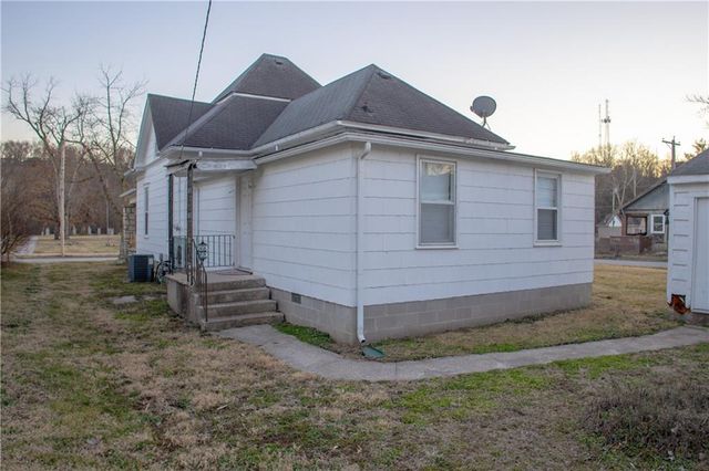 608 Park Avenue, Excelsior Springs, MO 64024