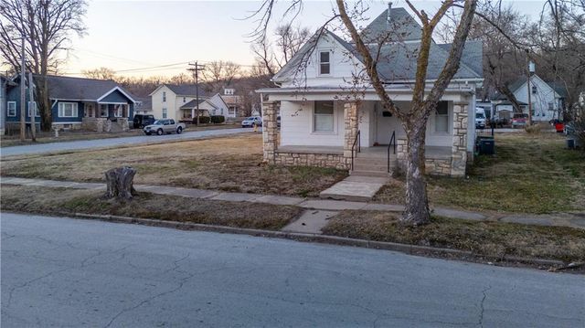 608 Park Avenue, Excelsior Springs, MO 64024