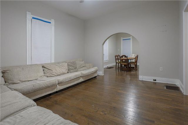 608 Park Avenue, Excelsior Springs, MO 64024