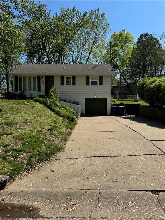 191 Grant Street, Liberty, MO 64068