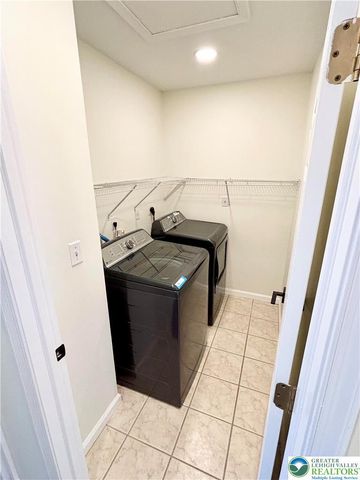 1319 MOHR Circle, Lower Macungie Twp, PA 18062