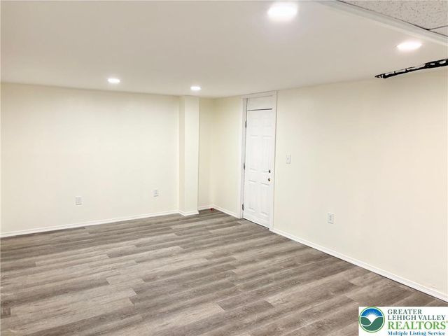 1319 MOHR Circle, Lower Macungie Twp, PA 18062