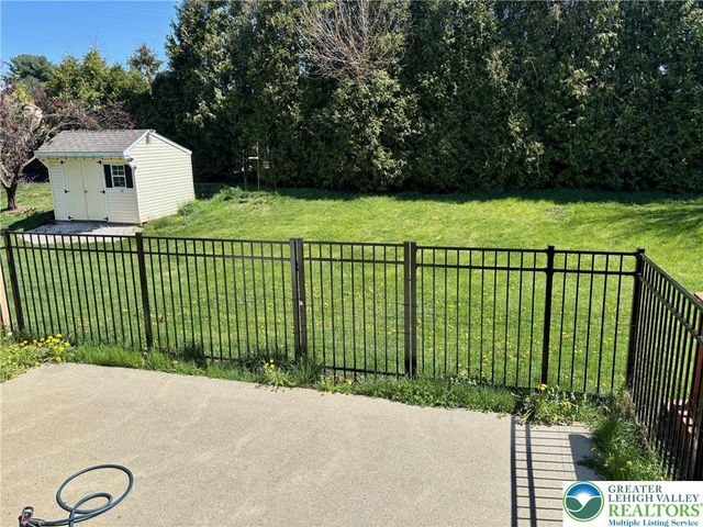 1319 MOHR Circle, Lower Macungie Twp, PA 18062
