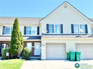 1319 MOHR Circle, Lower Macungie Twp, PA 18062