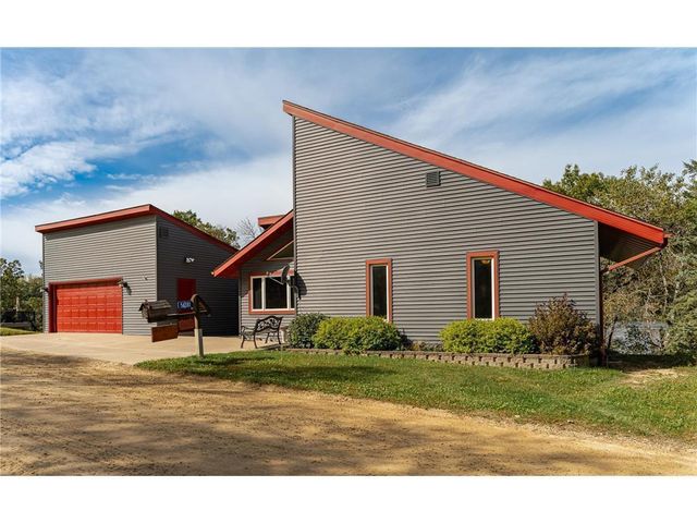 56381 400th Avenue, Zumbro Falls, MN 55991