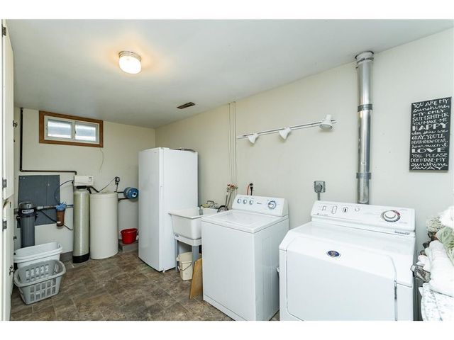 56381 400th Avenue, Zumbro Falls, MN 55991