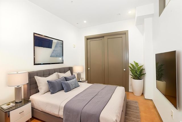 36 A St 3A, Boston, MA 02127