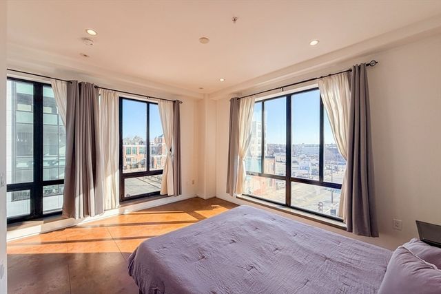 36 A St 3A, Boston, MA 02127