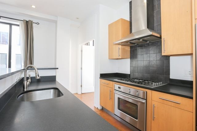 36 A St 3A, Boston, MA 02127