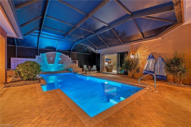 967 Tivoli DR, Naples, FL 34104