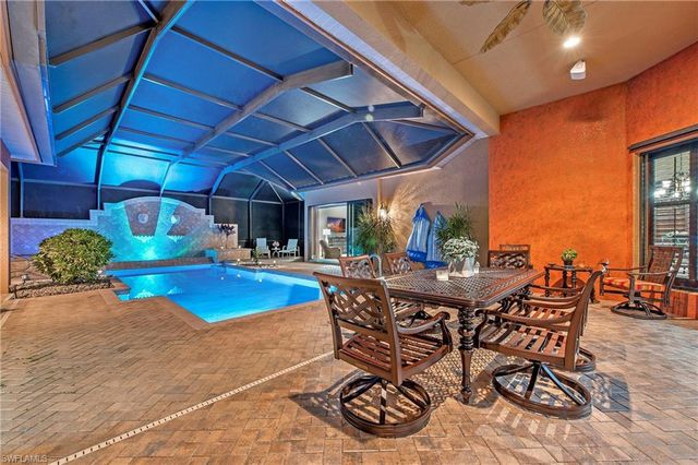 967 Tivoli DR, Naples, FL 34104