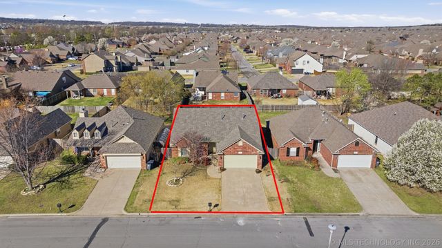 5006 S 189th East Avenue, Tulsa, OK 74134