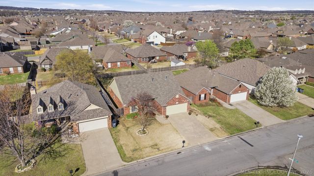 5006 S 189th East Avenue, Tulsa, OK 74134