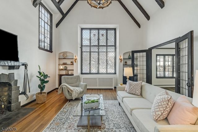 90 Whitney Rd, Millburn Twp., NJ 07078