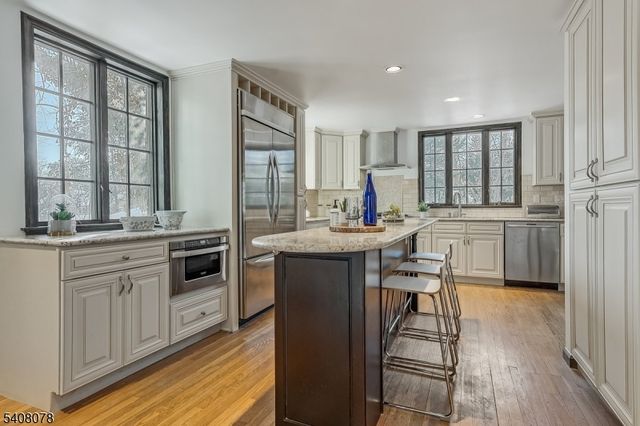 90 Whitney Rd, Millburn Twp., NJ 07078