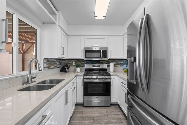 11837 Hunnewell, Sylmar, CA 91342