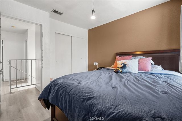 11837 Hunnewell, Sylmar, CA 91342