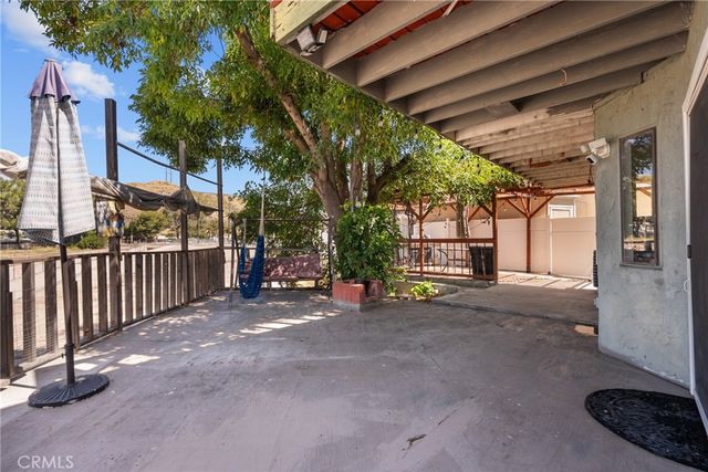 11837 Hunnewell, Sylmar, CA 91342