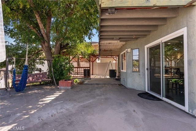 11837 Hunnewell, Sylmar, CA 91342