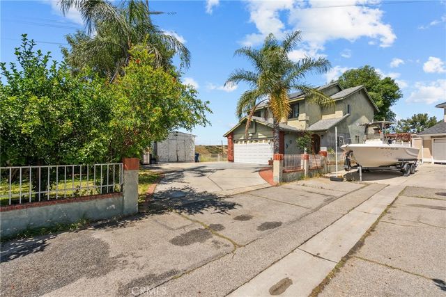 11837 Hunnewell, Sylmar, CA 91342