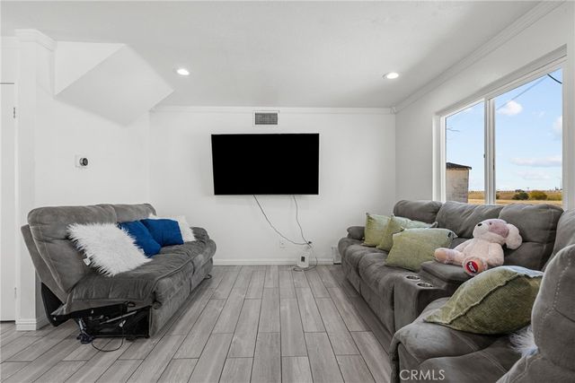 11837 Hunnewell, Sylmar, CA 91342