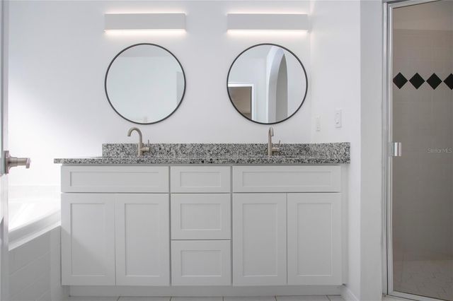 9590 KNIGHTSBRIDGE CIRCLE, Sarasota, FL 34238