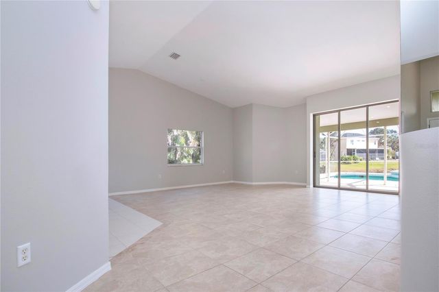 9590 KNIGHTSBRIDGE CIRCLE, Sarasota, FL 34238