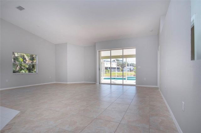 9590 KNIGHTSBRIDGE CIRCLE, Sarasota, FL 34238