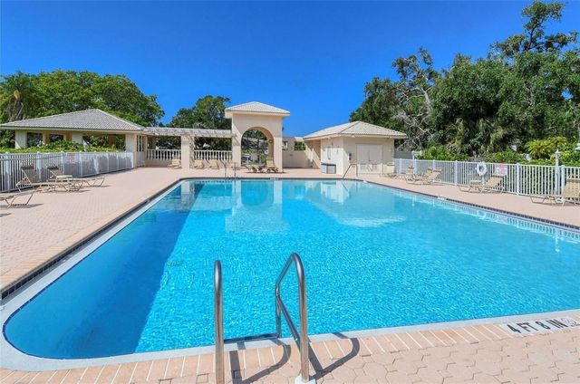 9590 KNIGHTSBRIDGE CIRCLE, Sarasota, FL 34238