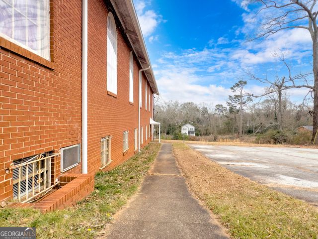 330 N 16th Street, Griffin, GA 30223