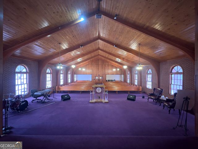 330 N 16th Street, Griffin, GA 30223