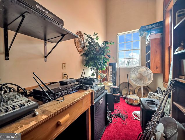 330 N 16th Street, Griffin, GA 30223