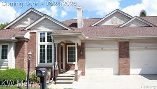 10 Canfield Circle 5, Dearborn, MI 48127