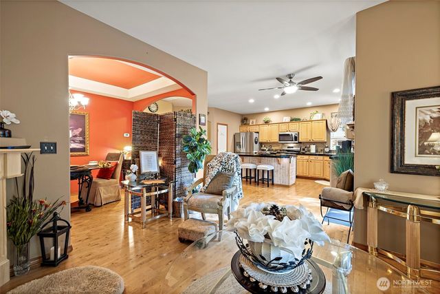 4610 146th Place SE, Bothell, WA 98012